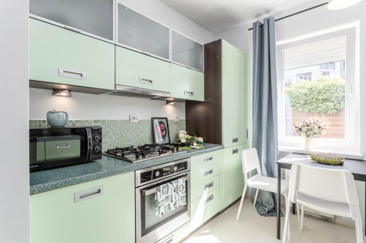 Chill Apartments Kabaty Family Warsawa Bagian luar foto