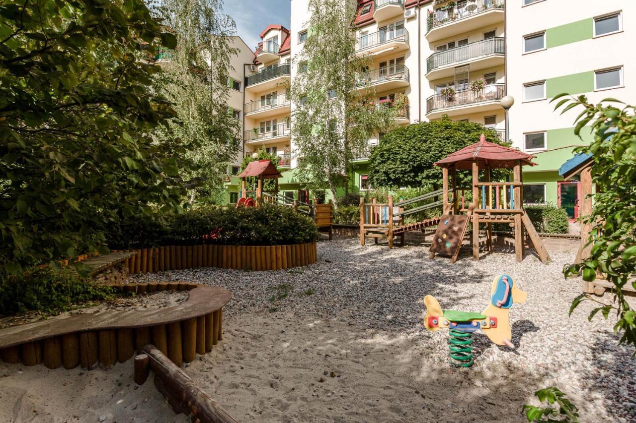 Chill Apartments Kabaty Family Warsawa Bagian luar foto