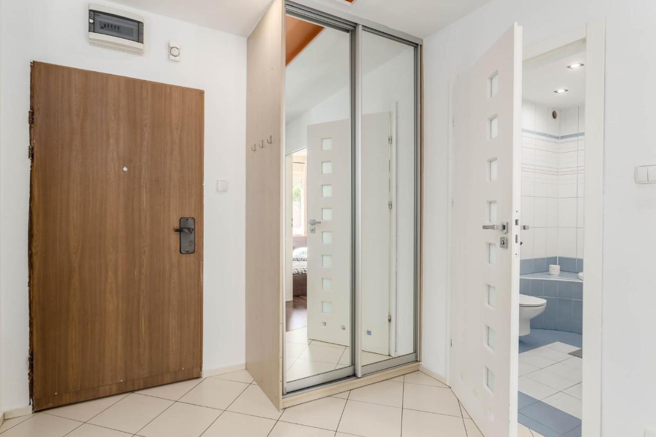 Chill Apartments Kabaty Family Warsawa Bagian luar foto